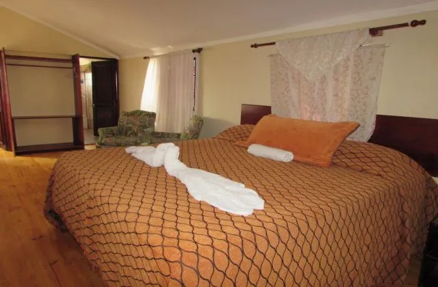 Hotel Marina Del Mar Monte Cristi habitacion 1 grande cama